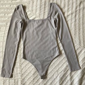 Longsleeve bodysuit